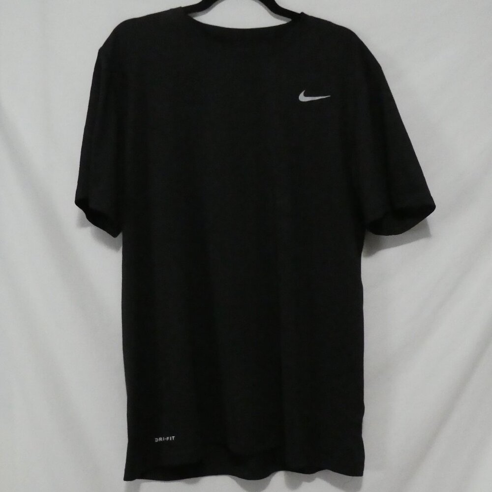 NIKE - Dri-Fit - The Nike Tee | XL - extra large | Black Short Sleeve Tee